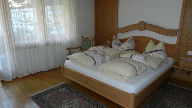 Hotel Alpina Leukerbad Zimmer foto